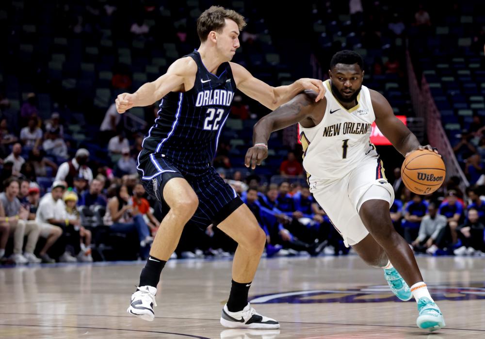 中的稳固地 中的稳固地