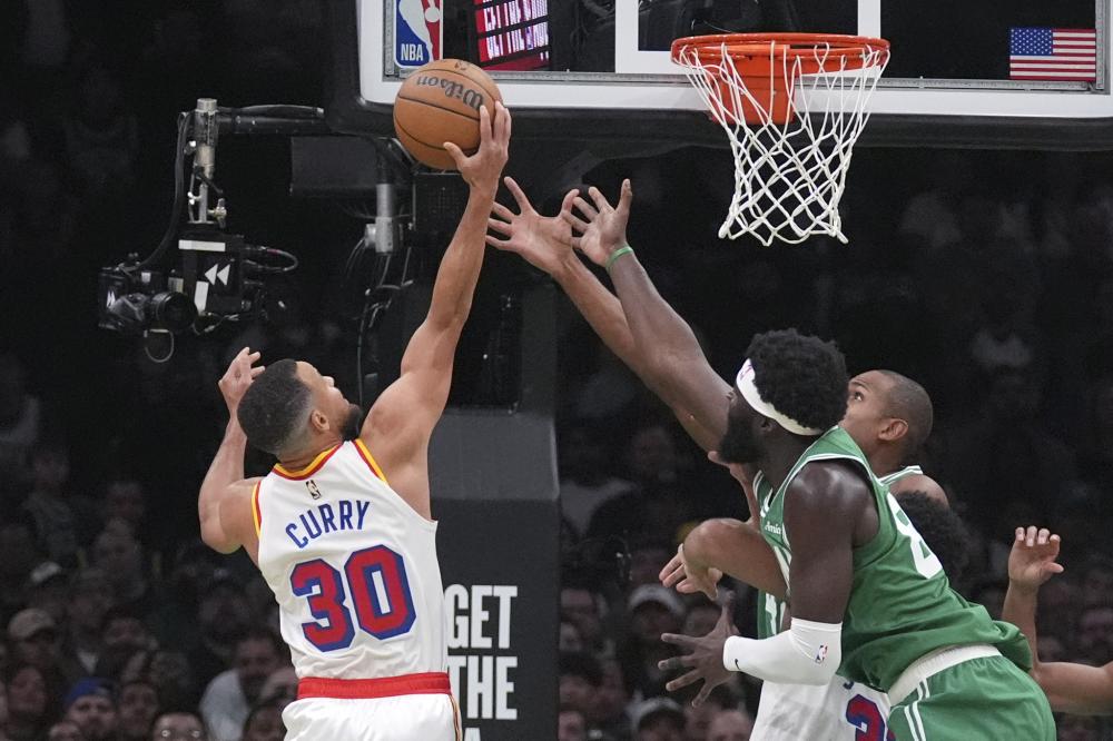 而国足只能 而国足只能