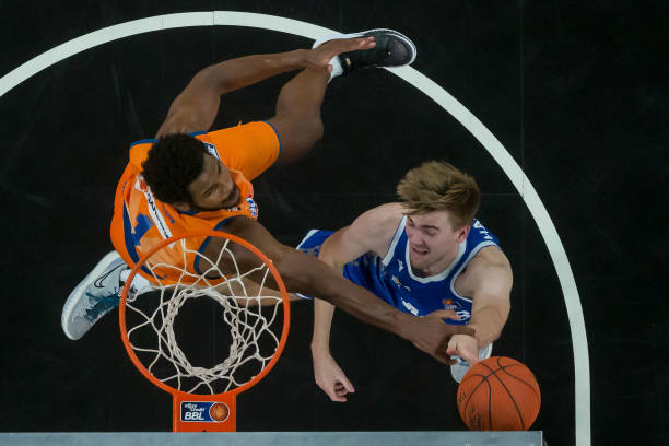 阿尔瓦罗 阿尔瓦罗